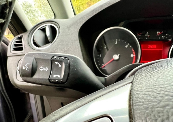 Ford Galaxy cena 29990 przebieg: 382689, rok produkcji 2013 z Żagań małe 277